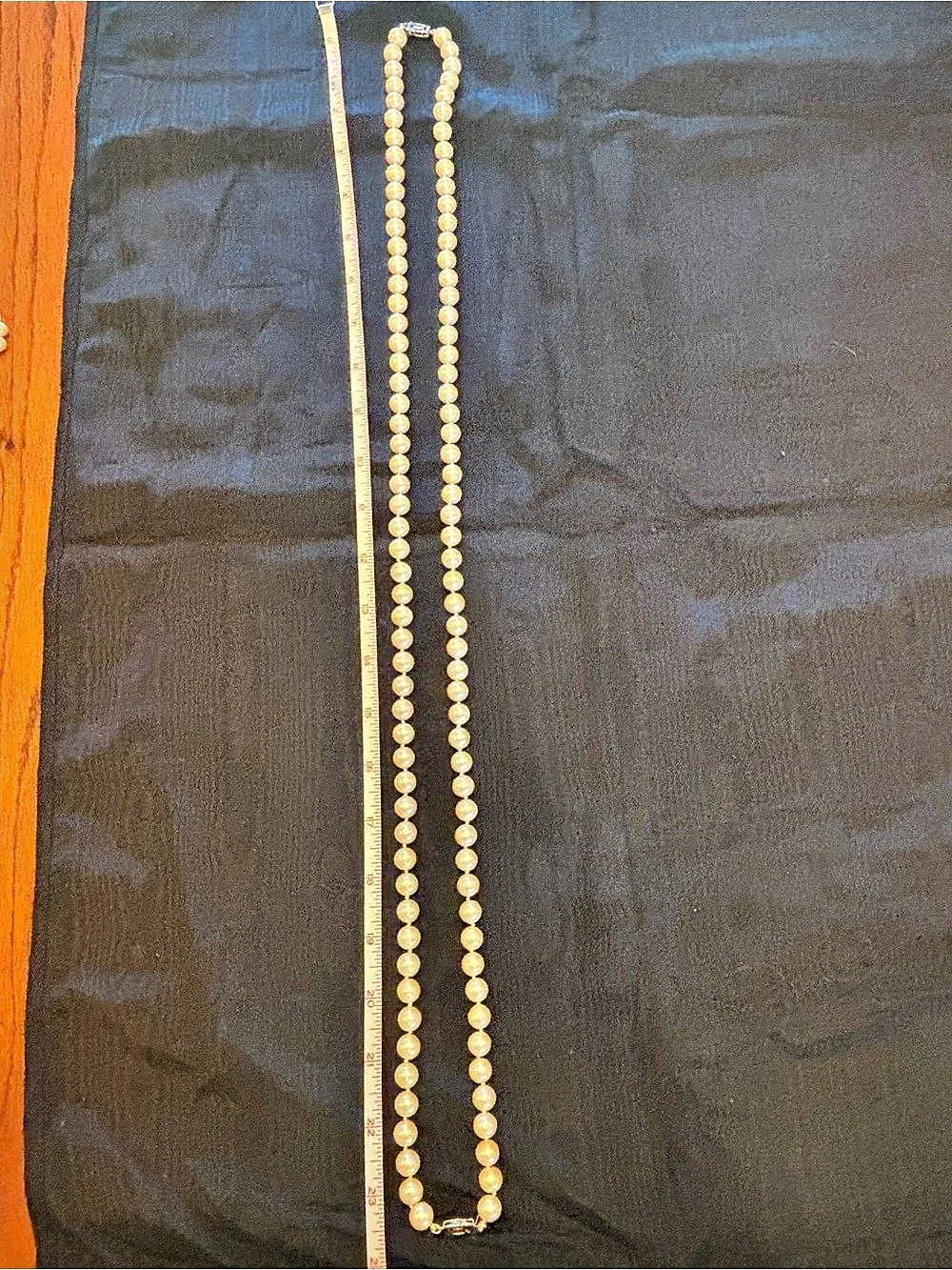 Long Strand Beaded Necklace in Gold & White Like New